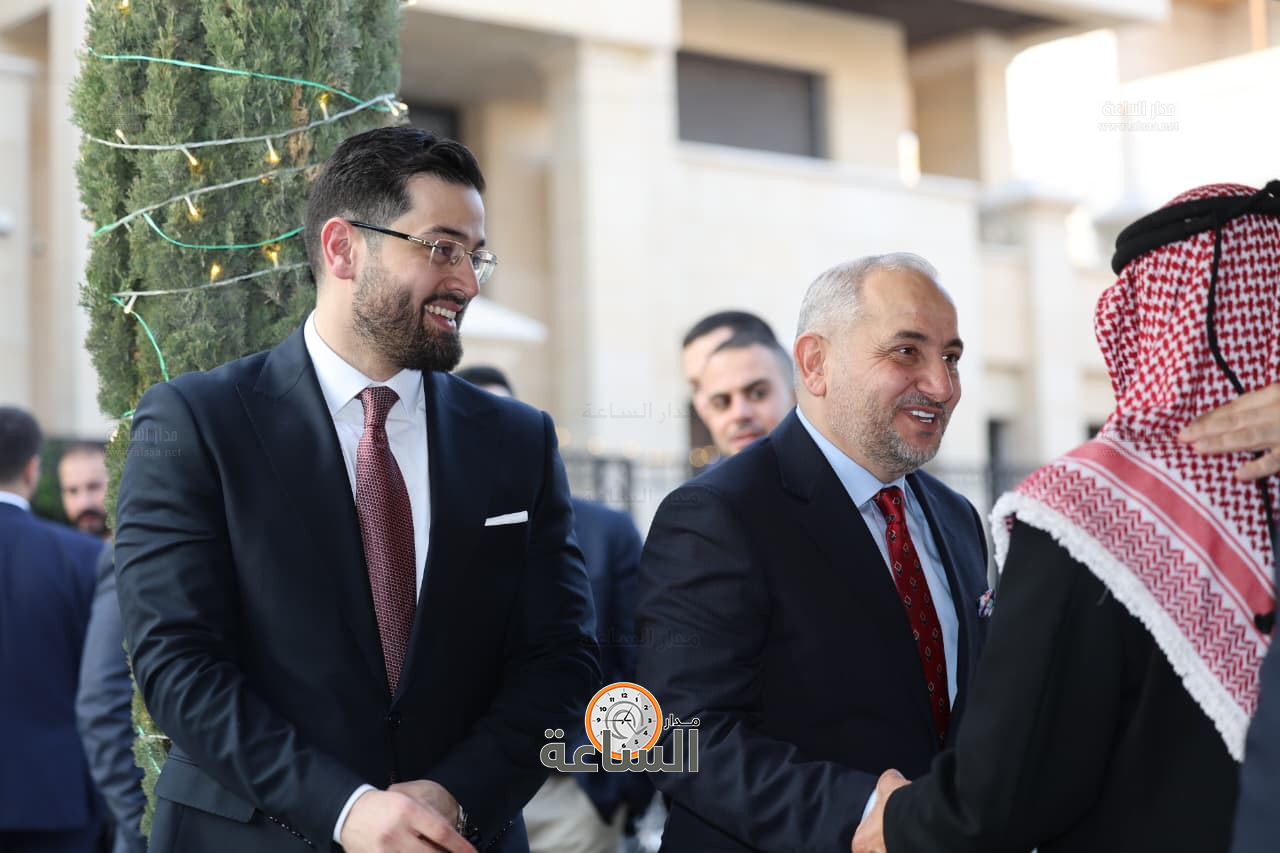 Madar Al-Saa Images 0.6228041015045628