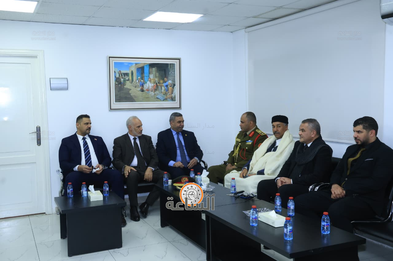 Madar Al-Saa Images 0.059918034184026525