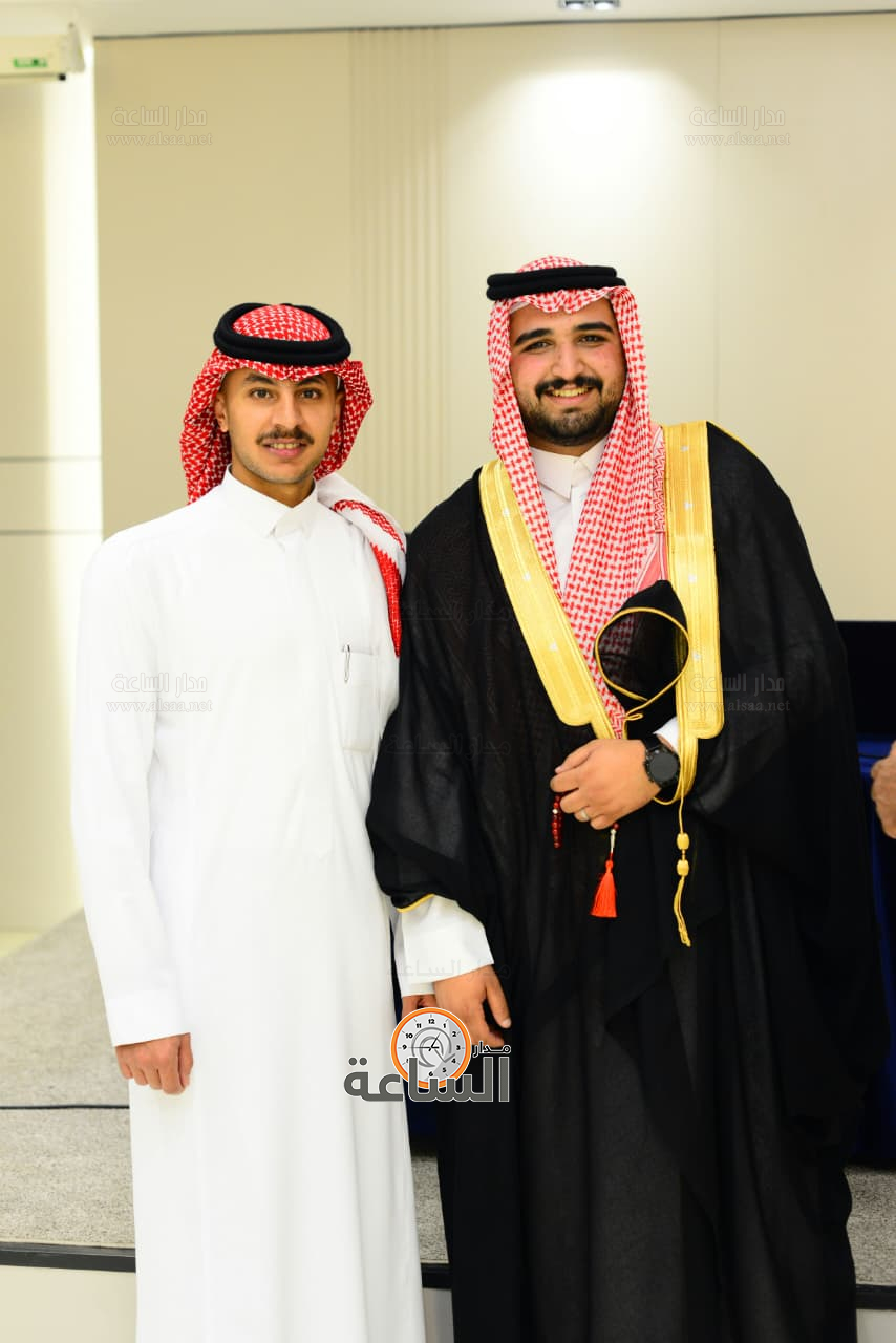 Madar Al-Saa Images 0.9768715668134262