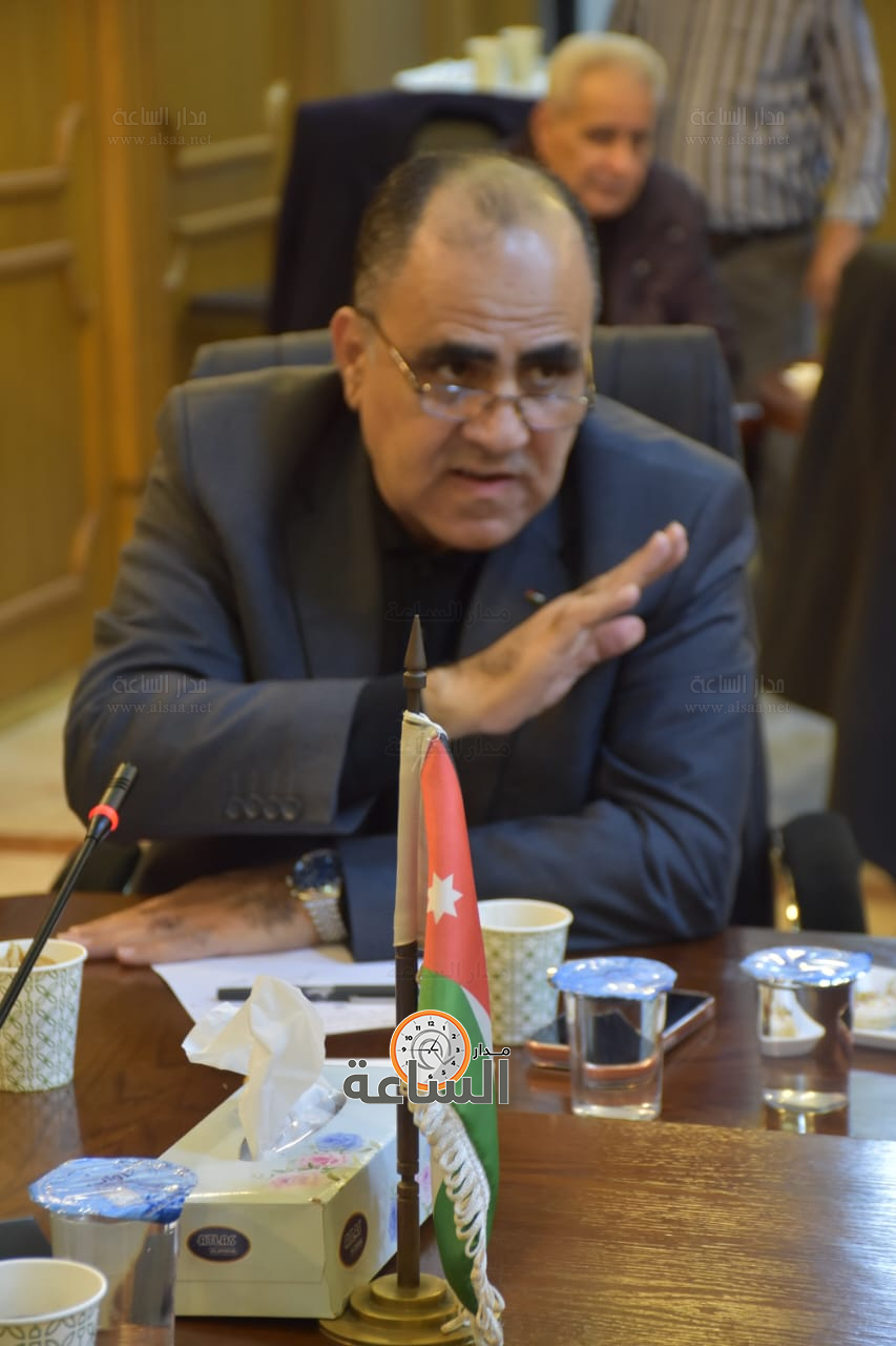 Madar Al-Saa Images 0.6040882128145557