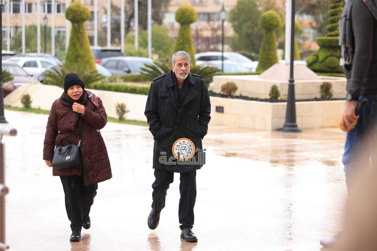 Madar Al-Saa Images 0.7583046439293545