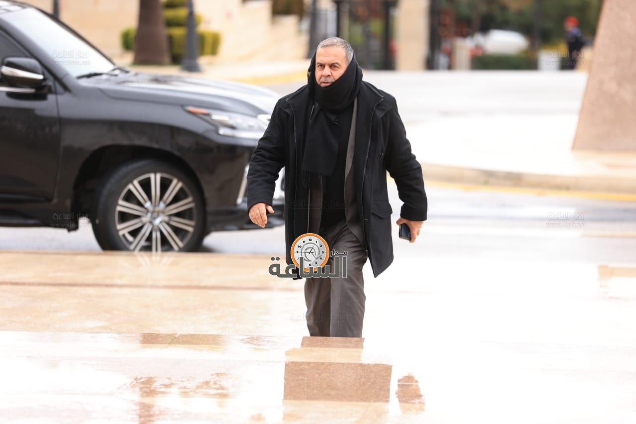 Madar Al-Saa Images 0.8902163396478395