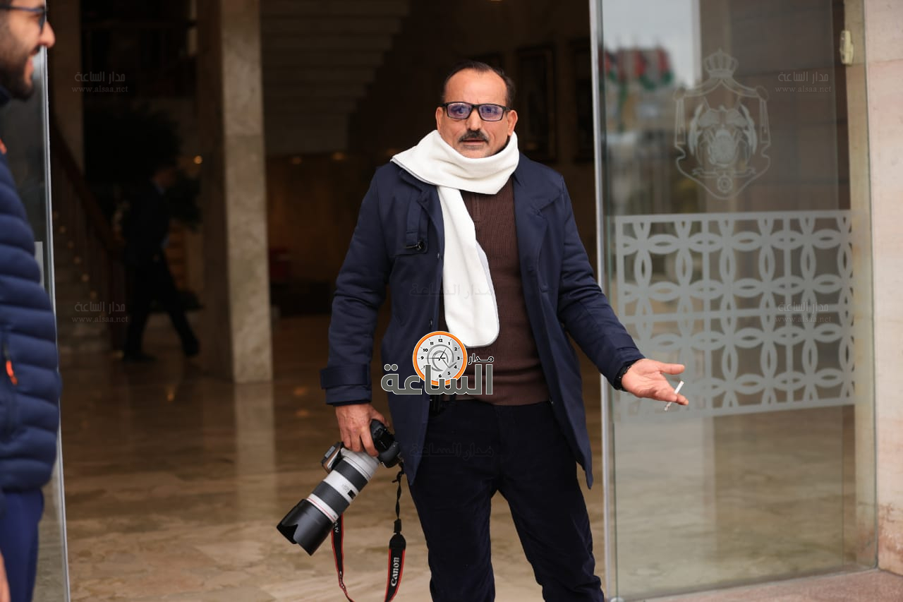 Madar Al-Saa Images 0.583536866345419