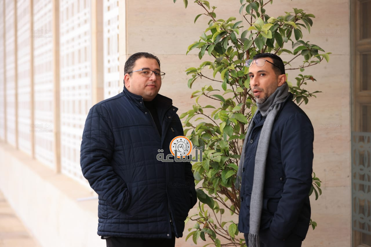 Madar Al-Saa Images 0.622282034250045