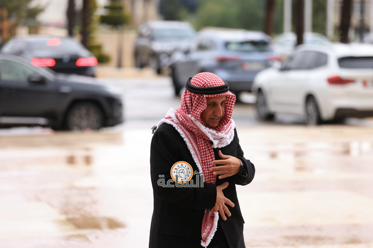 Madar Al-Saa Images 0.879198491478975