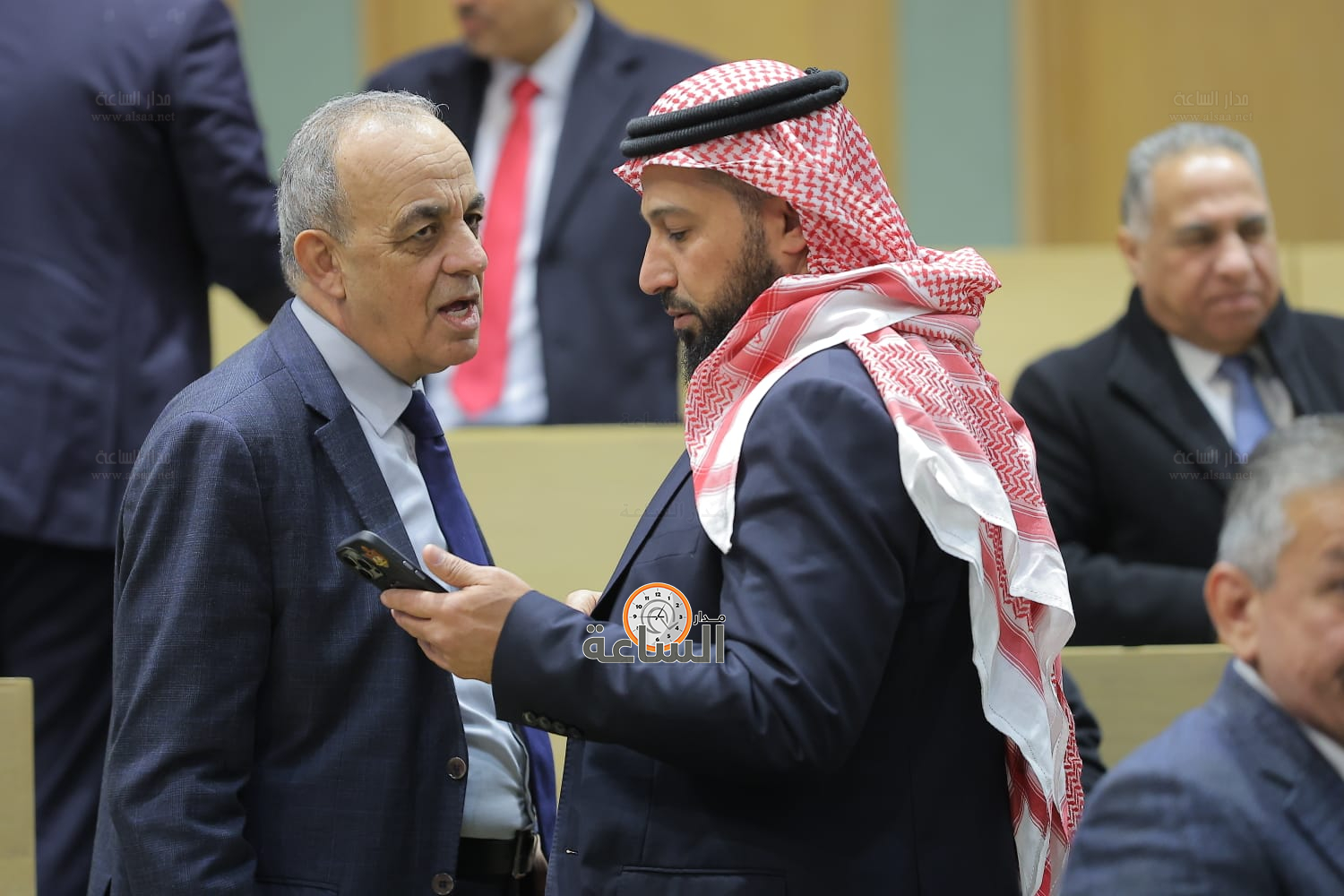 Madar Al-Saa Images 0.6078819300683426