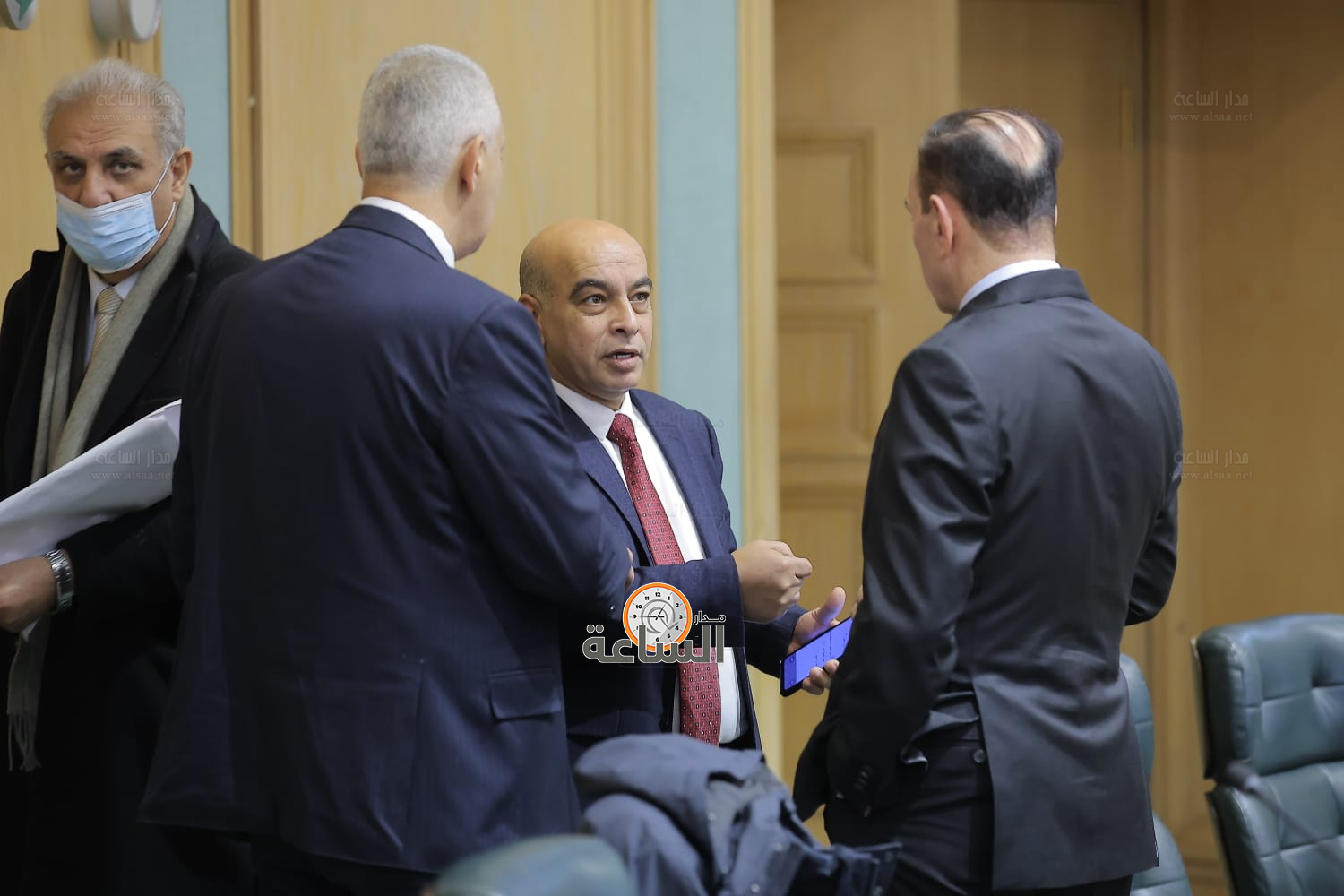 Madar Al-Saa Images 0.1607772813100482