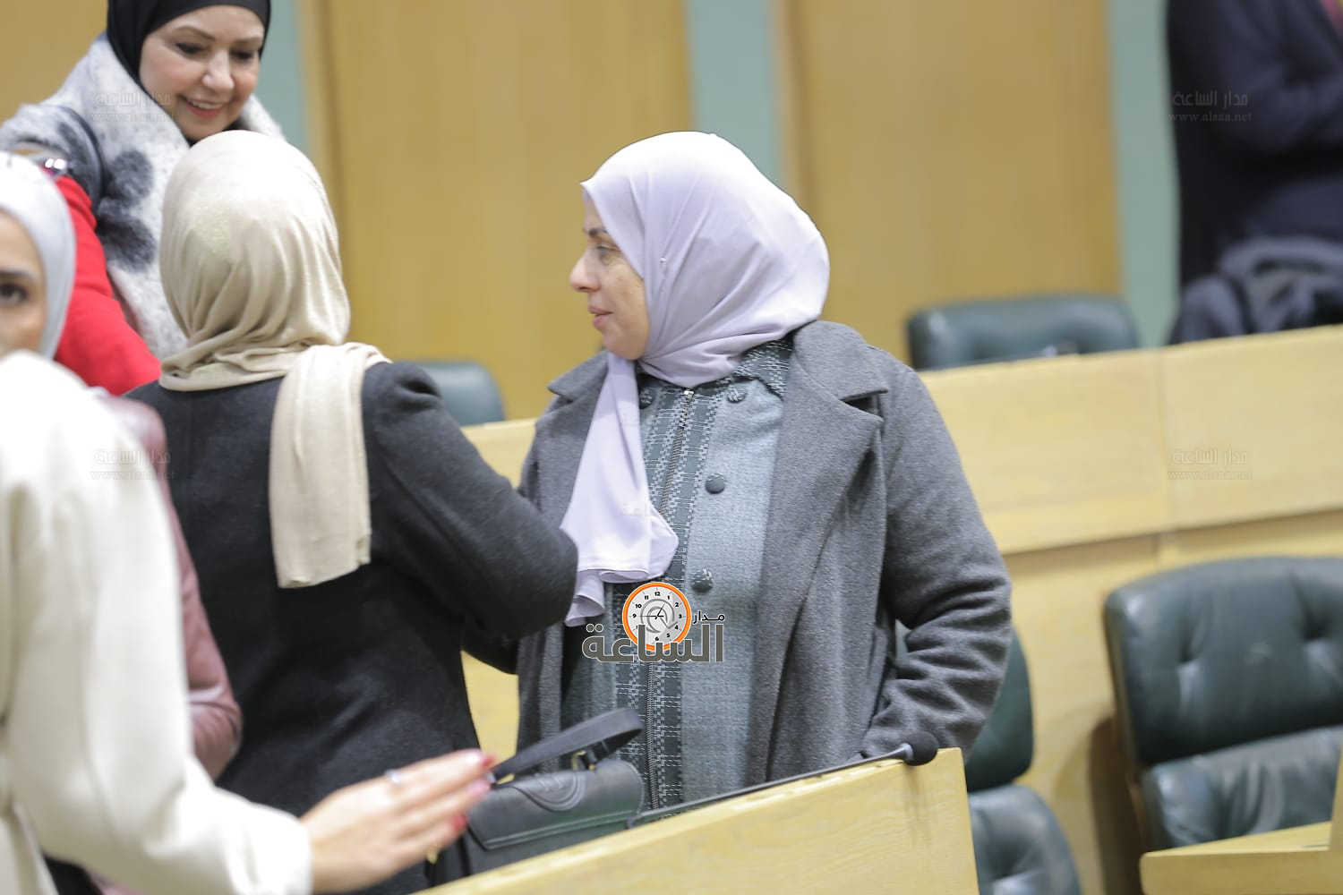 Madar Al-Saa Images 0.923812115867207