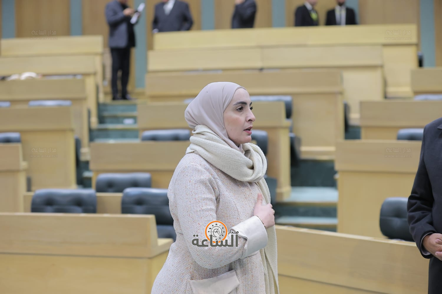 Madar Al-Saa Images 0.4848963499253348