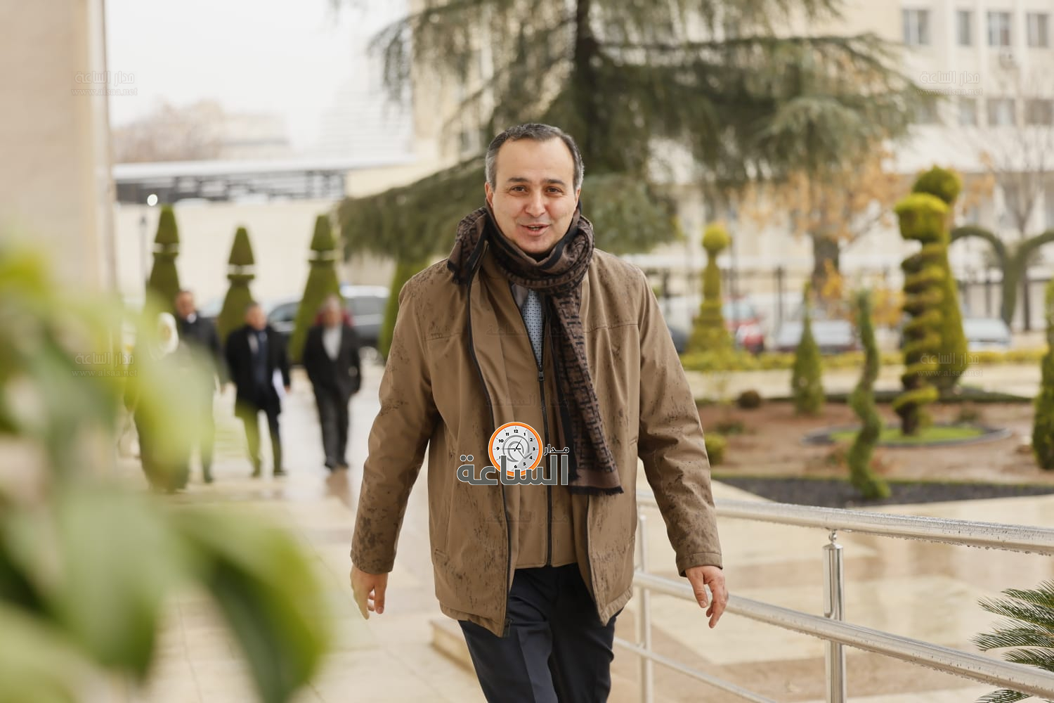 Madar Al-Saa Images 0.49097677813382123