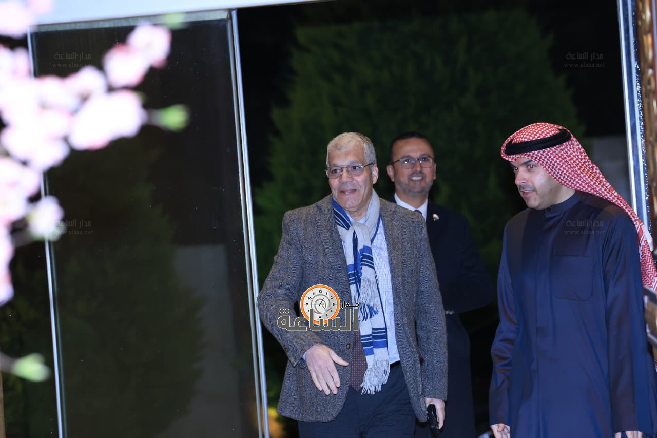 Madar Al-Saa Images 0.9753647167371278