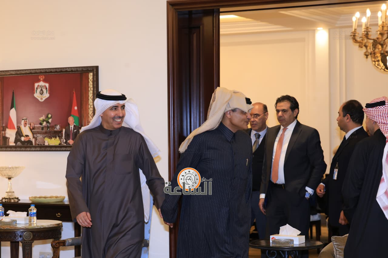 Madar Al-Saa Images 0.556315795984346