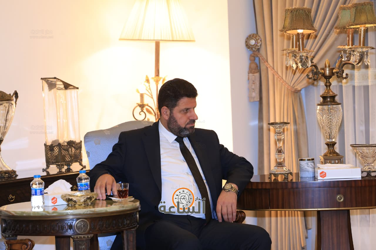 Madar Al-Saa Images 0.2829645563940758