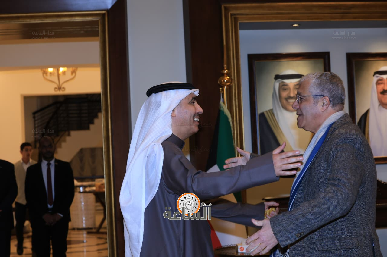 Madar Al-Saa Images 0.12156563325125114