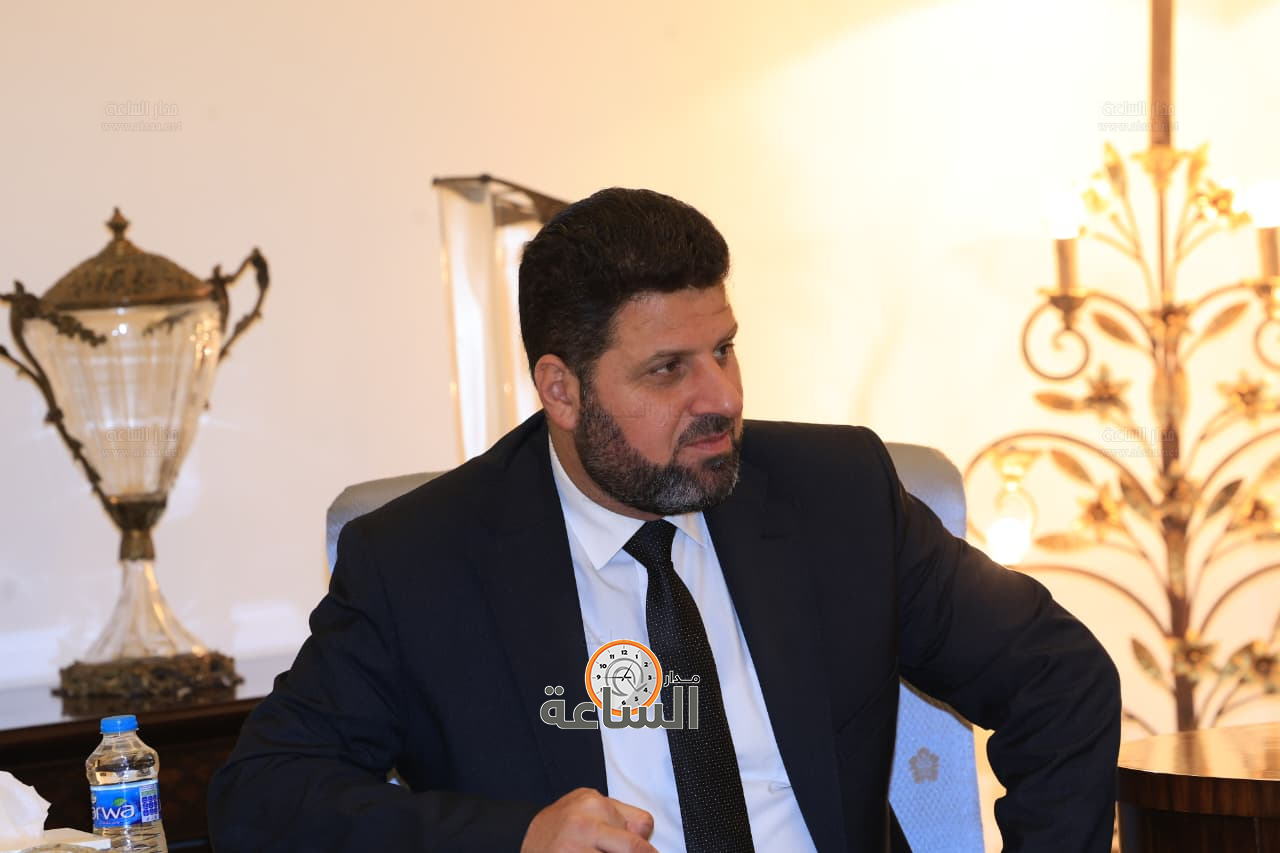 Madar Al-Saa Images 0.6837836517712317