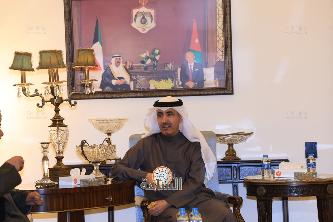 Madar Al-Saa Images 0.35796249941154945