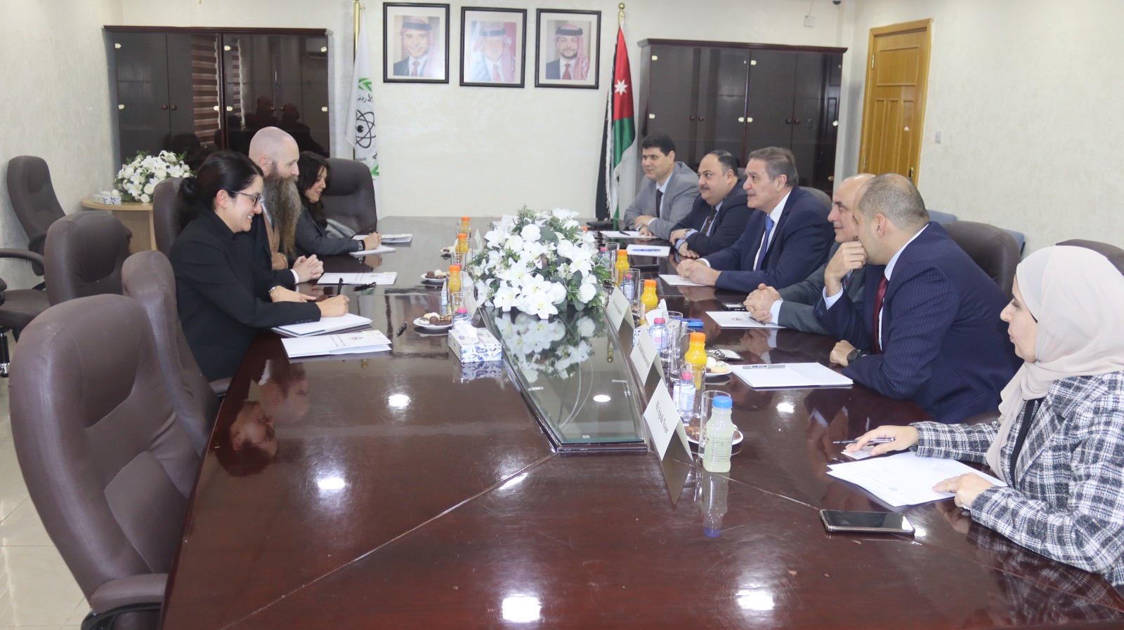 Madar Al-Saa Images 0.3383717295187748