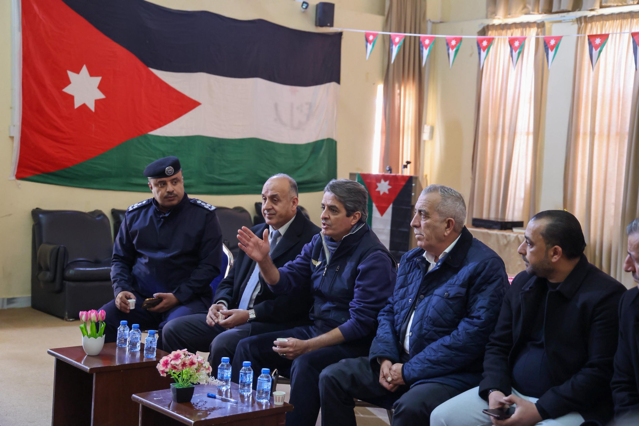 Madar Al-Saa Images 0.35165687702022896