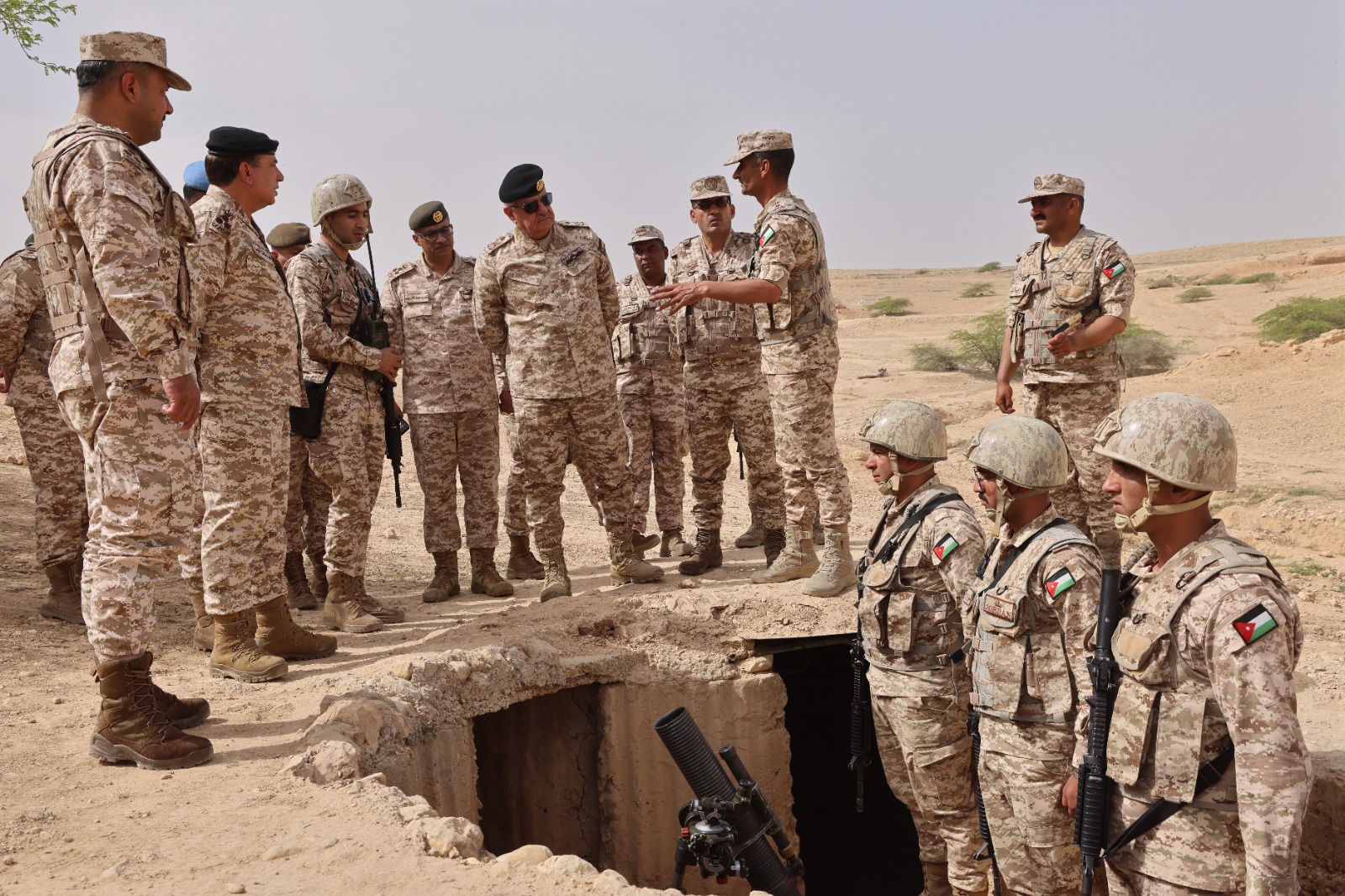 Madar Al-Saa Images 0.2835216074891651