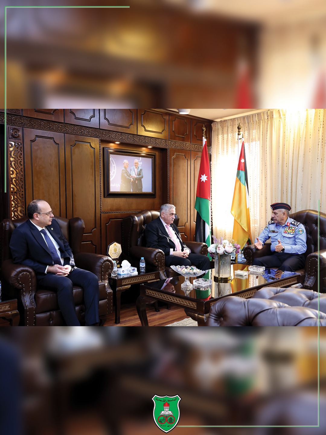 Madar Al-Saa Images 0.036804602134885234