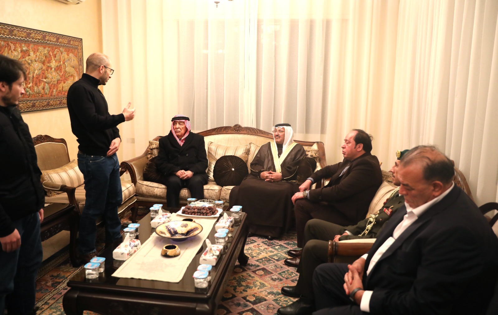 Madar Al-Saa Images 0.801917741857647