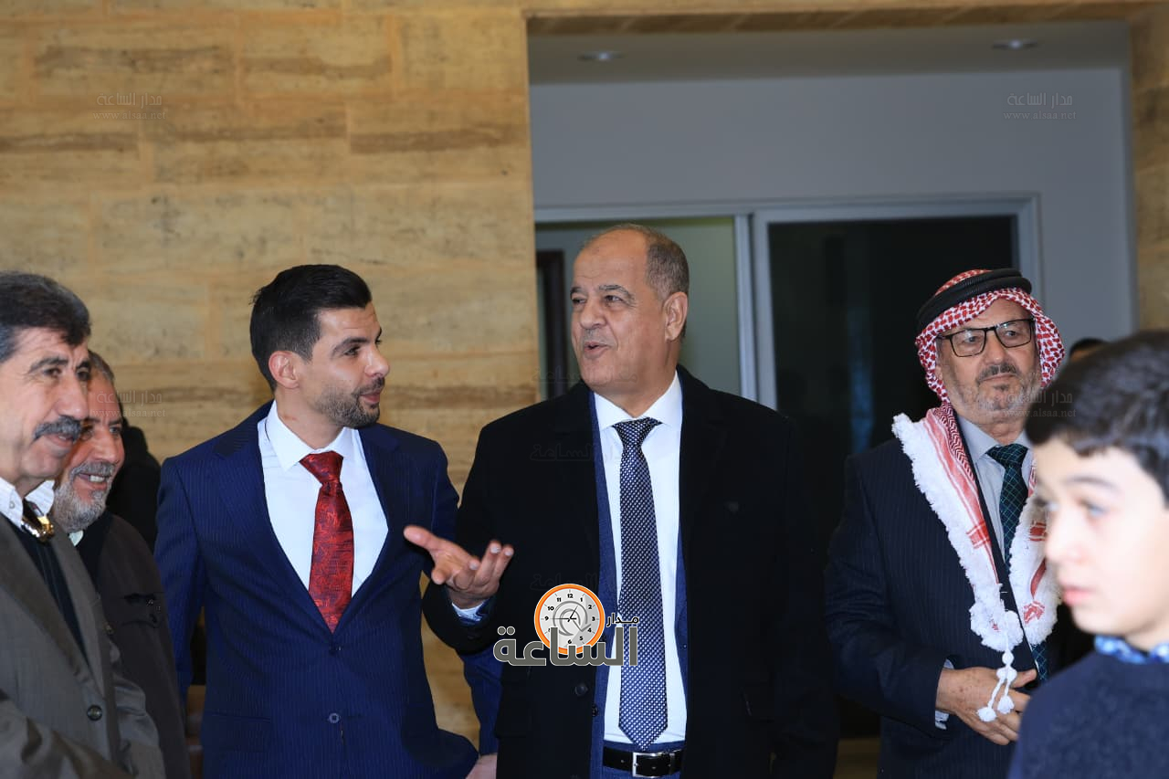 Madar Al-Saa Images 0.33529278109286575