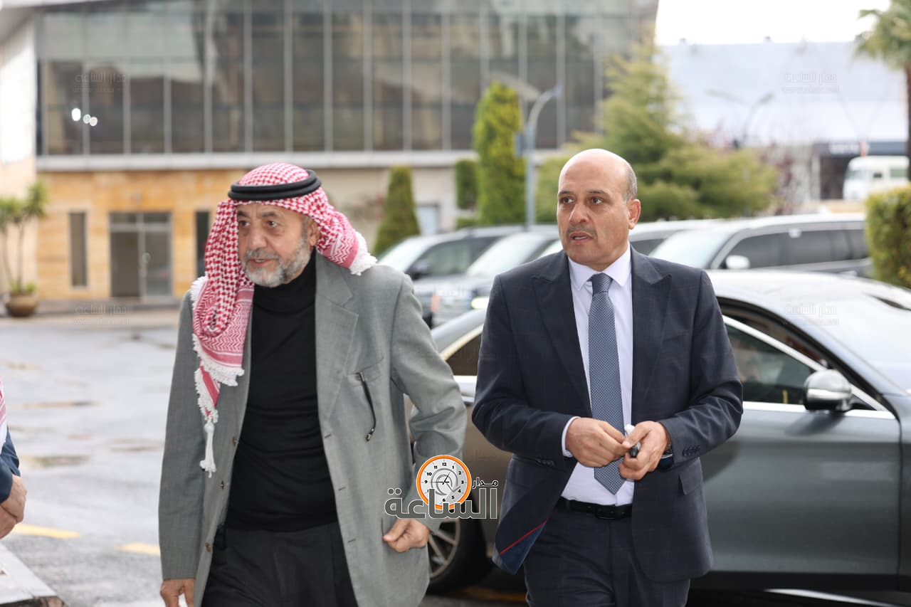 Madar Al-Saa Images 0.35164659582775715