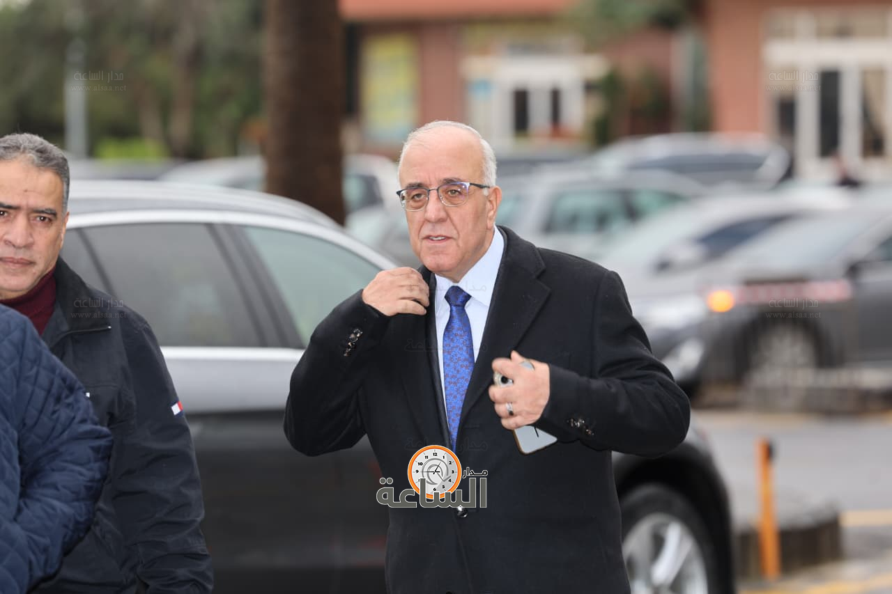 Madar Al-Saa Images 0.9801928064010025