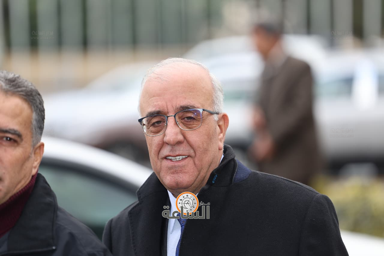 Madar Al-Saa Images 0.6787355835861527