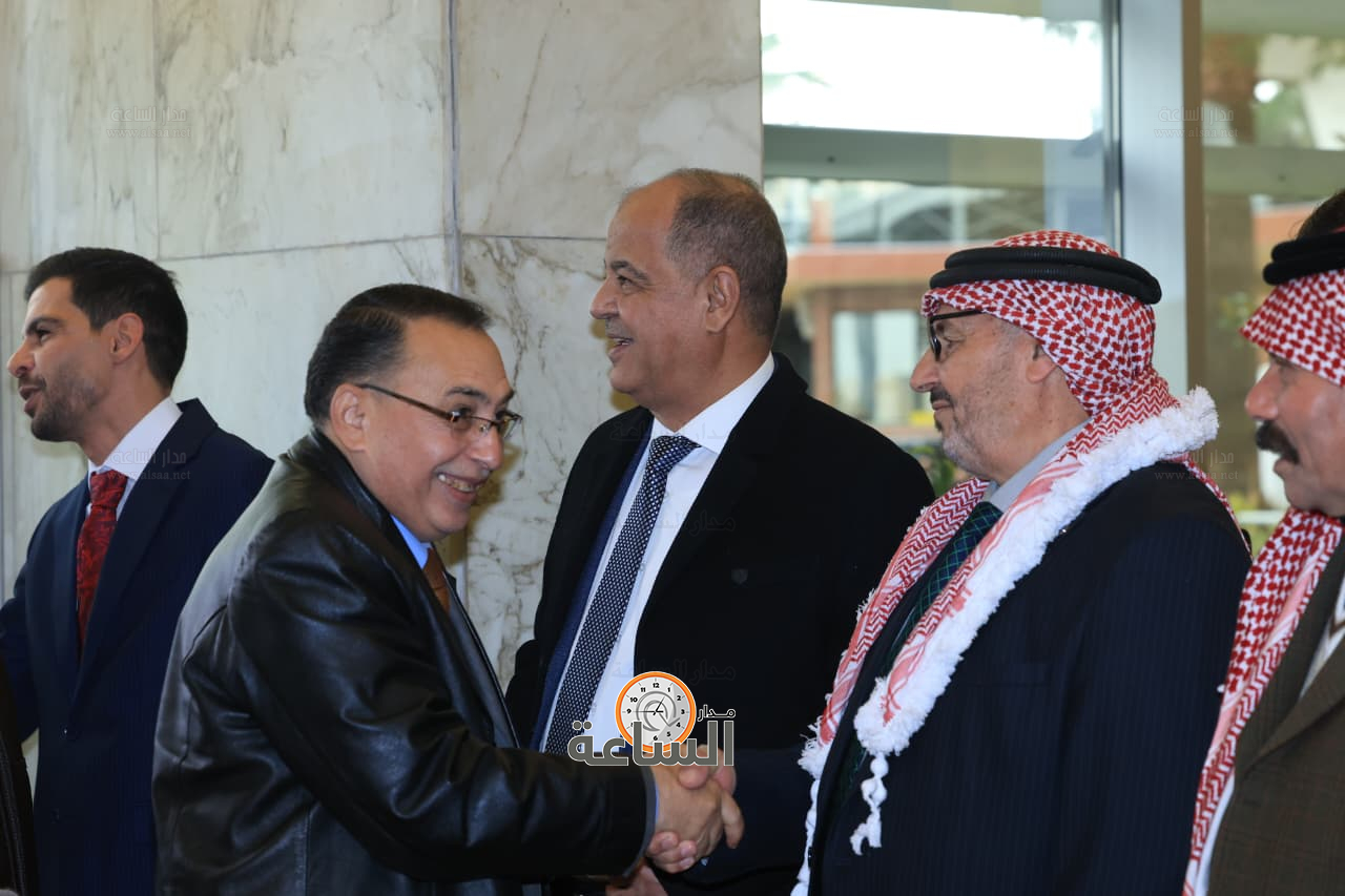 Madar Al-Saa Images 0.46853517563048774