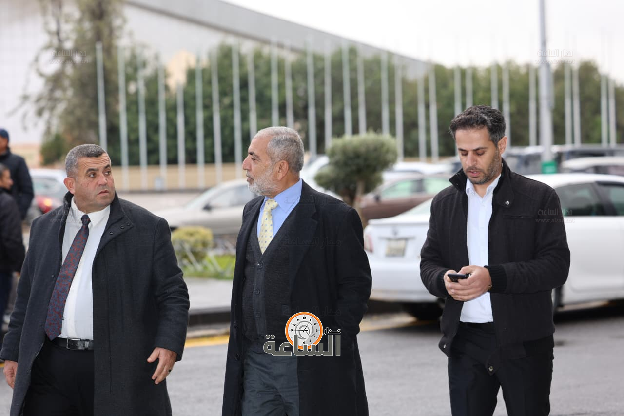 Madar Al-Saa Images 0.3654116569845036