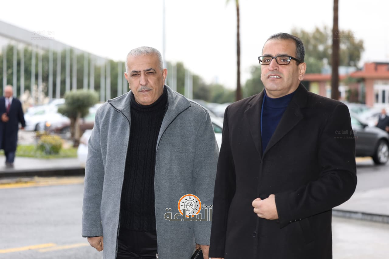 Madar Al-Saa Images 0.3537221230605865