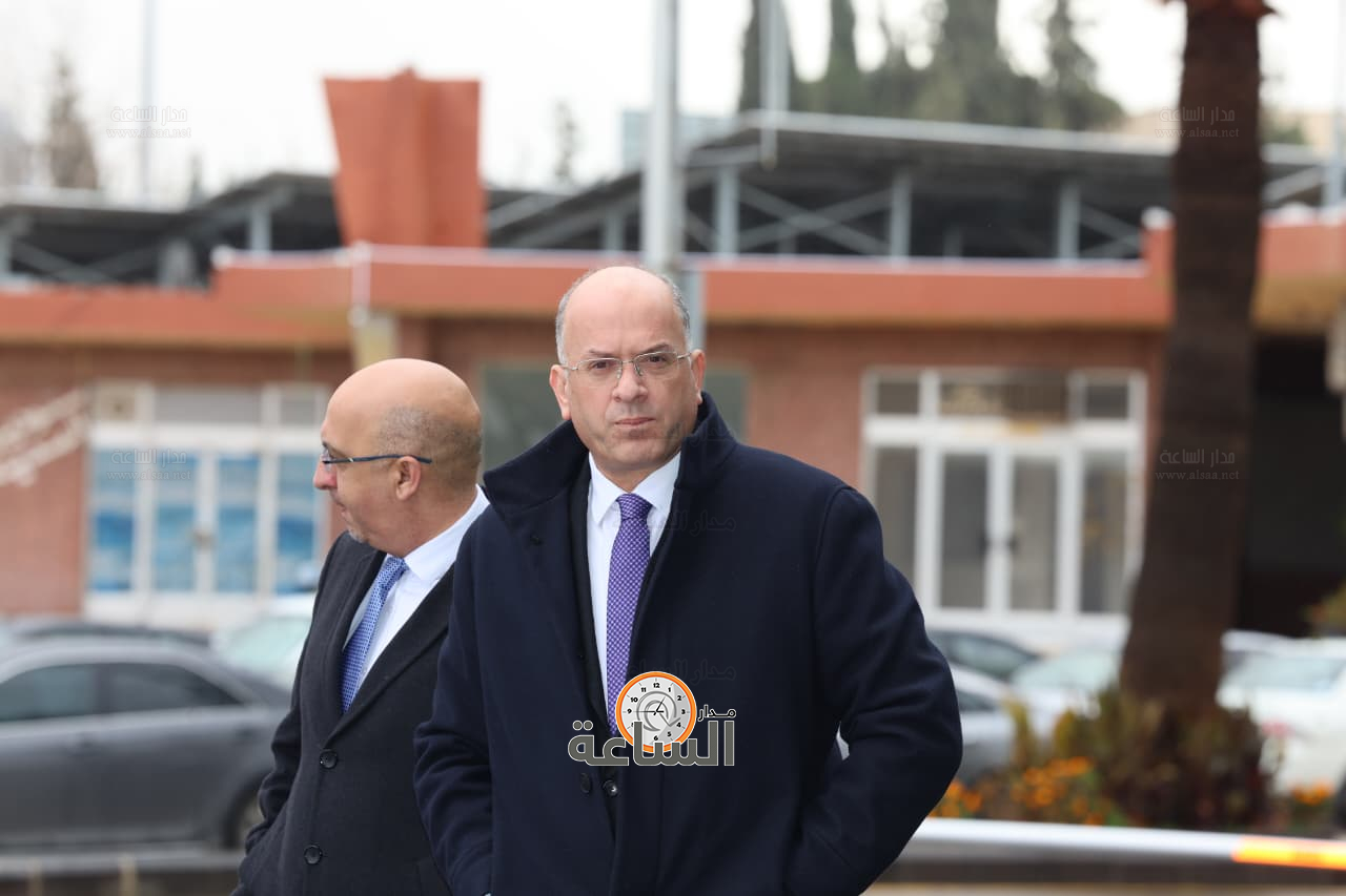 Madar Al-Saa Images 0.5078092329811583