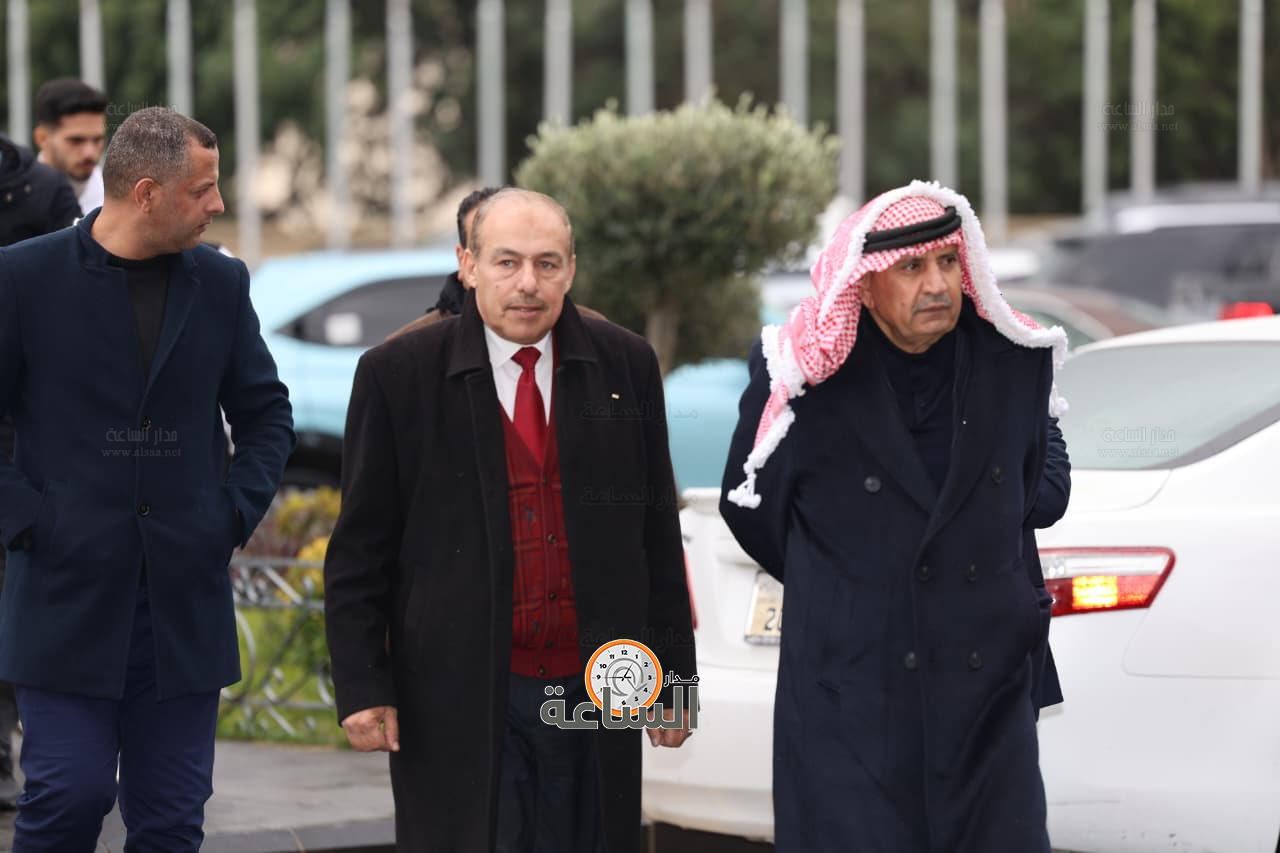 Madar Al-Saa Images 0.1610929828198172