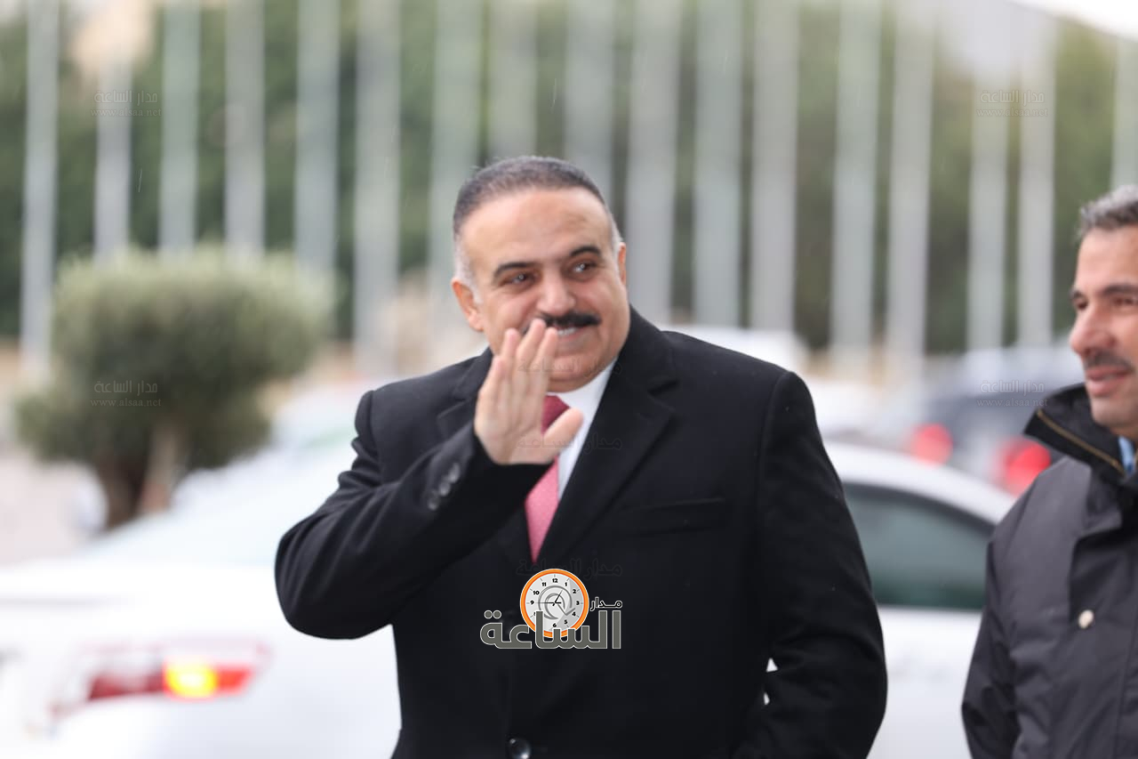 Madar Al-Saa Images 0.8183015950809067