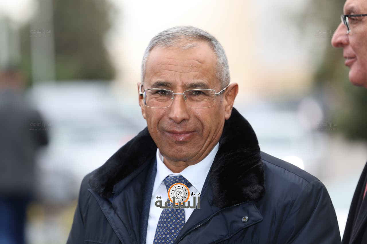 Madar Al-Saa Images 0.5512062334212641