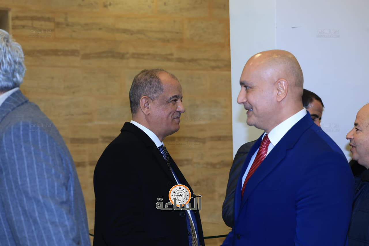 Madar Al-Saa Images 0.29535175231581523