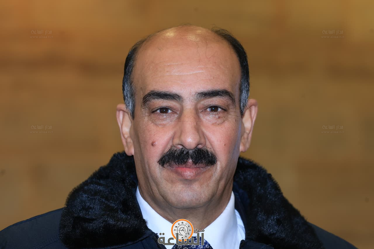 Madar Al-Saa Images 0.1086747319000898