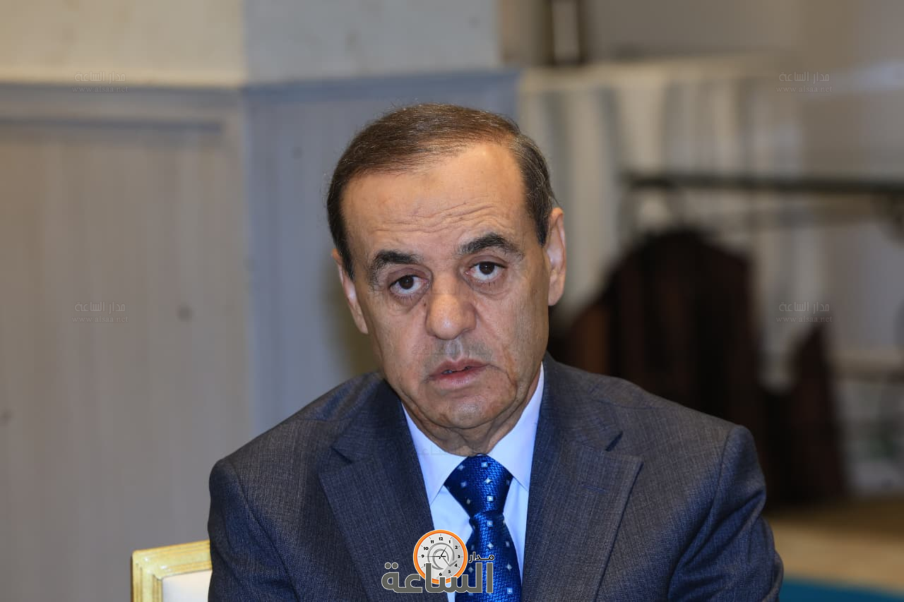 Madar Al-Saa Images 0.8176420832308694