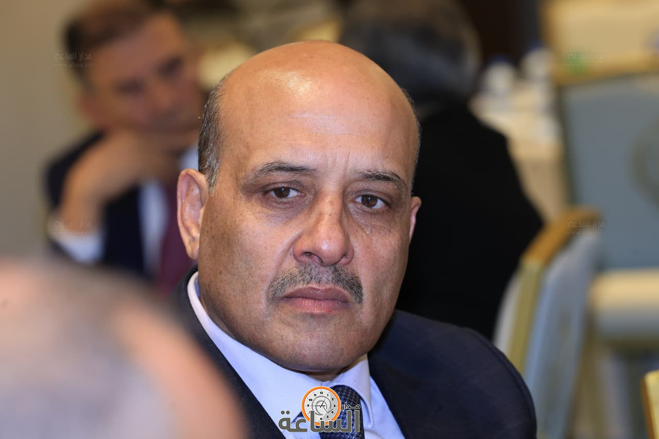 Madar Al-Saa Images 0.7624529177770213