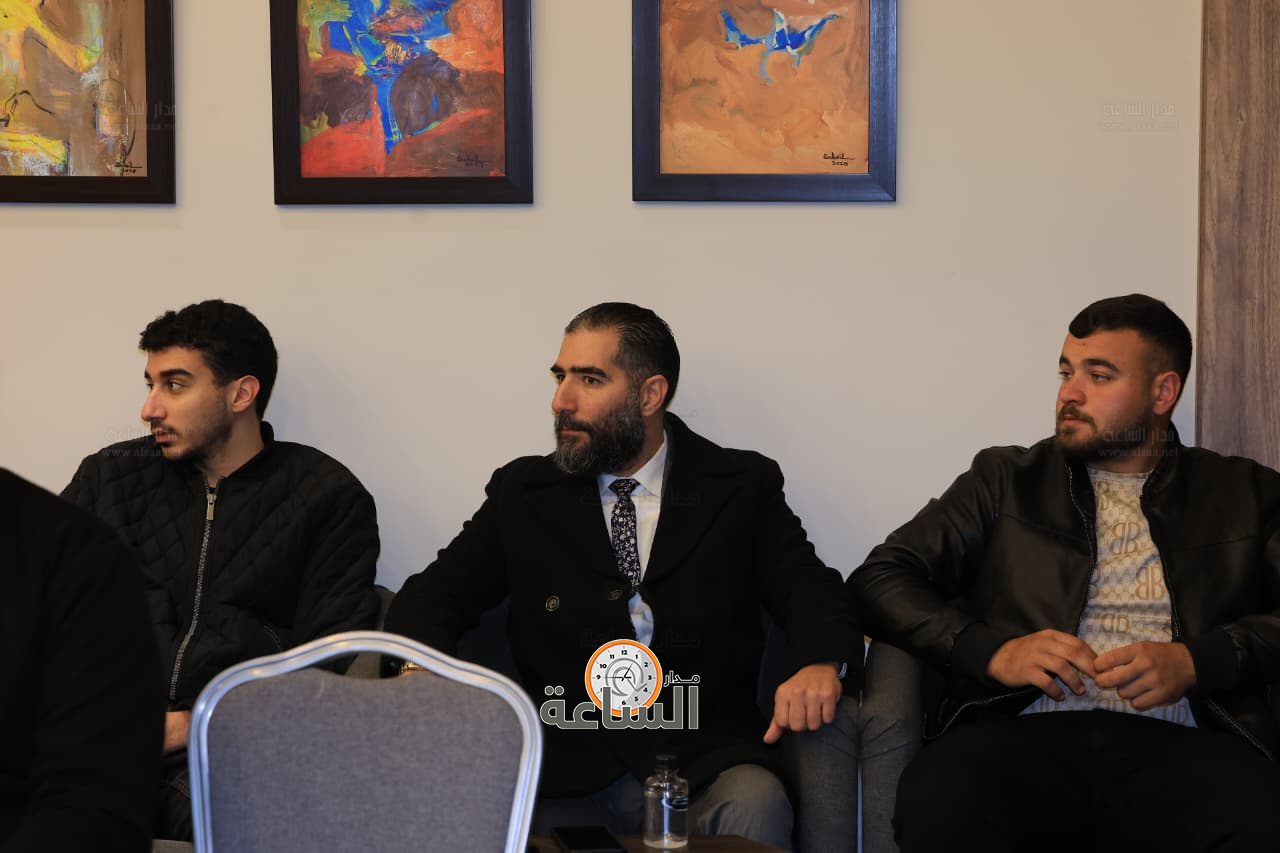 Madar Al-Saa Images 0.42881514946256216