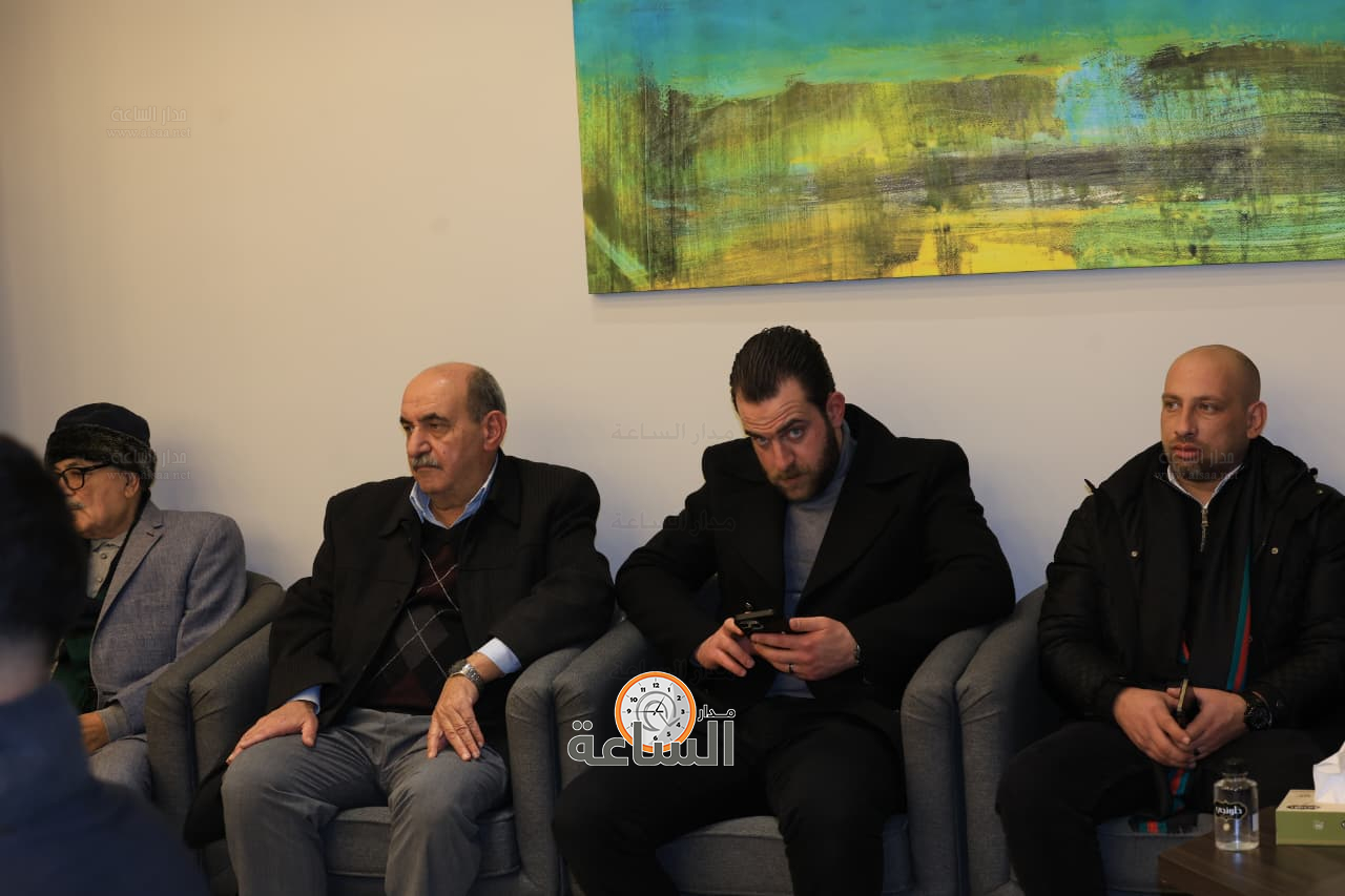 Madar Al-Saa Images 0.714913860065919