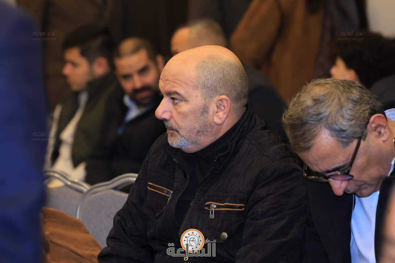 Madar Al-Saa Images 0.5576073539848115