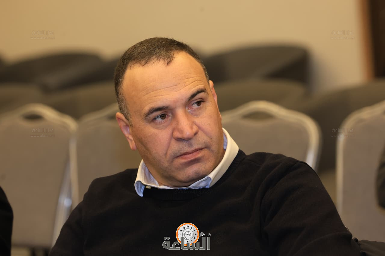 Madar Al-Saa Images 0.2769983423995611