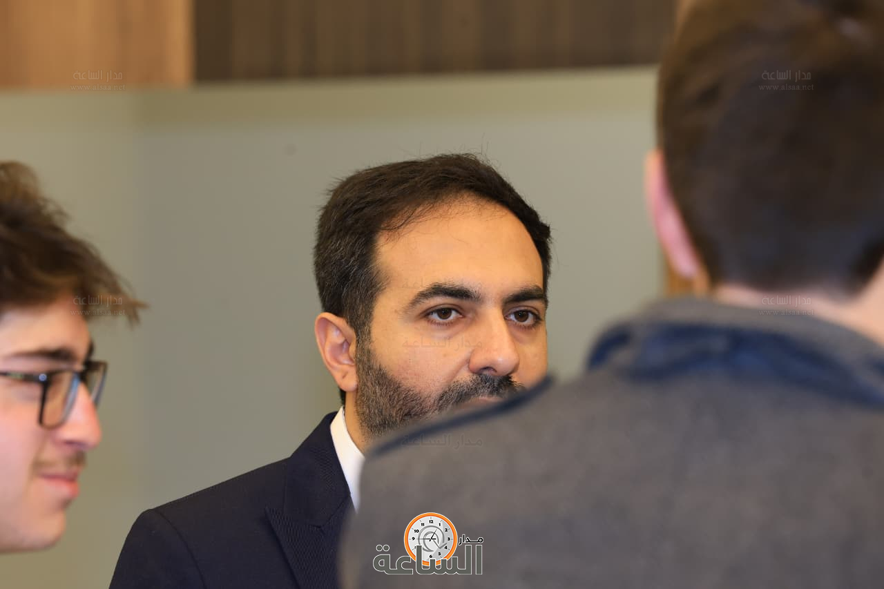 Madar Al-Saa Images 0.0024525061334337295