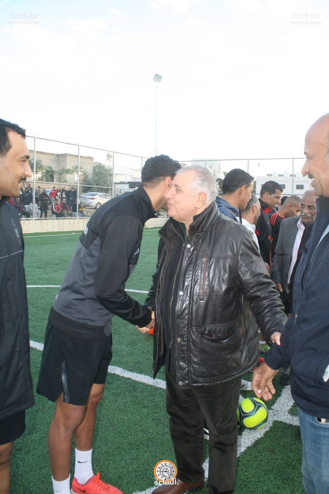 Madar Al-Saa Images 0.3782275569808182