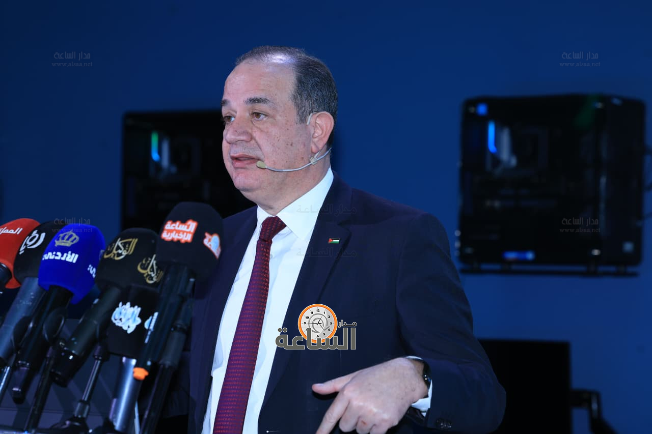 Madar Al-Saa Images 0.11177549312877921