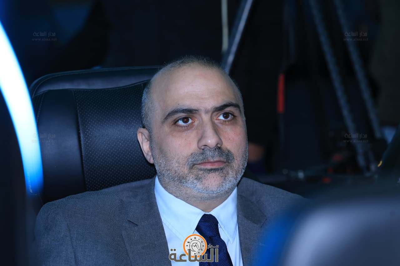 Madar Al-Saa Images 0.4851603689942543