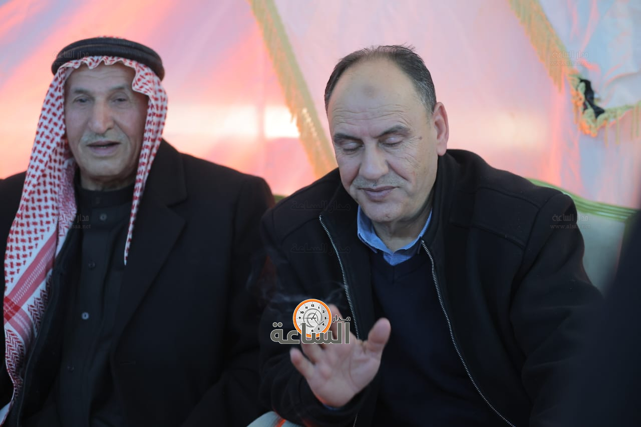 Madar Al-Saa Images 0.773230283615881