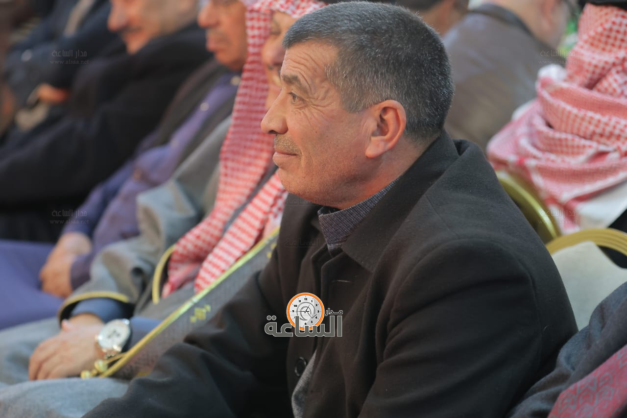 Madar Al-Saa Images 0.8435436410621223